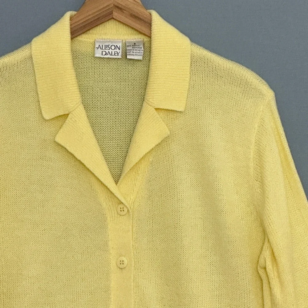 VTG Soft Girl Pastel Womens Sweater S Yellow Classic Collared Preppy Old Money